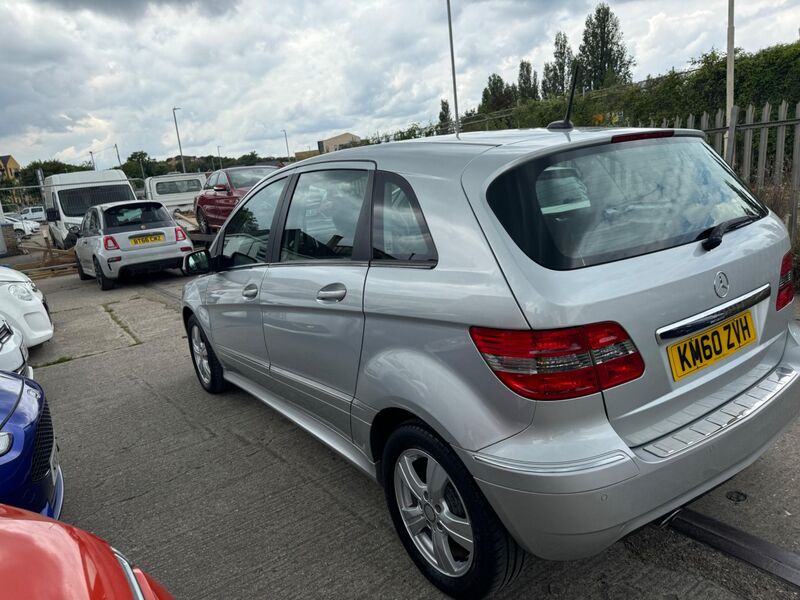 MERCEDES-BENZ B CLASS