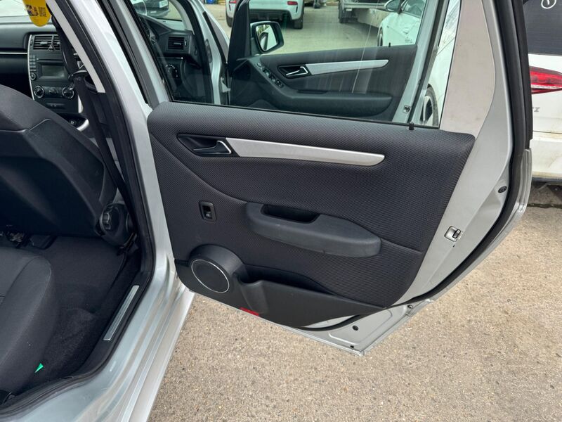 MERCEDES-BENZ B CLASS