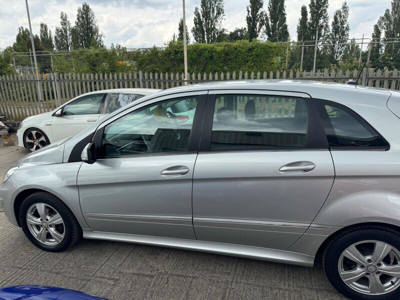 MERCEDES-BENZ B CLASS