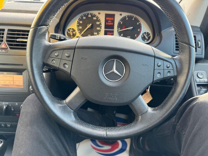 MERCEDES-BENZ B CLASS