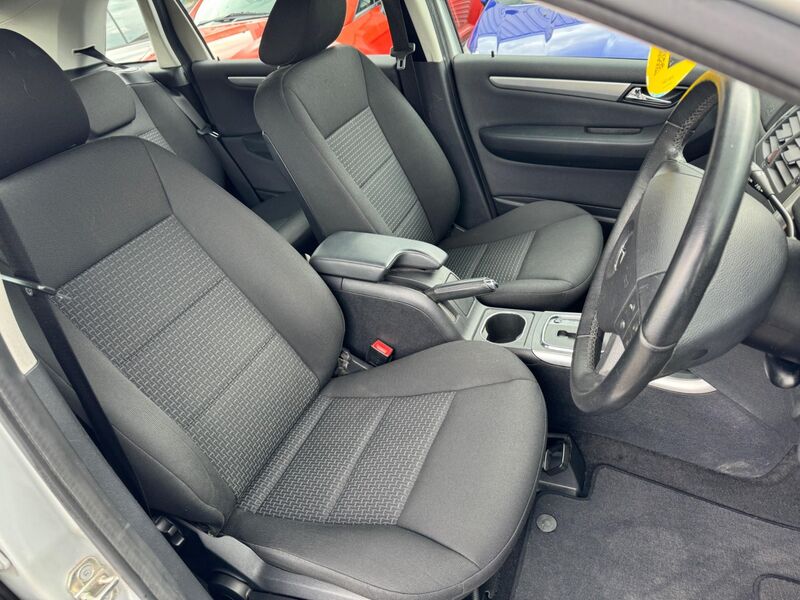 MERCEDES-BENZ B CLASS