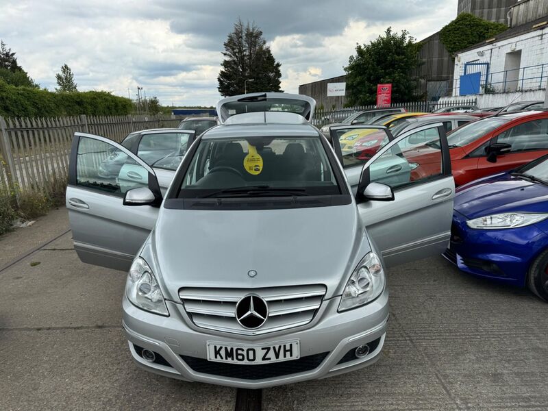 MERCEDES-BENZ B CLASS