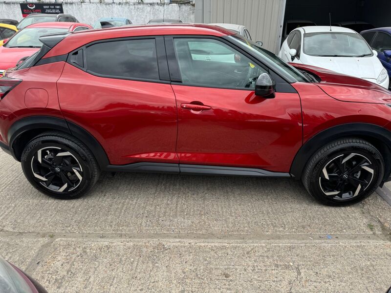 NISSAN JUKE