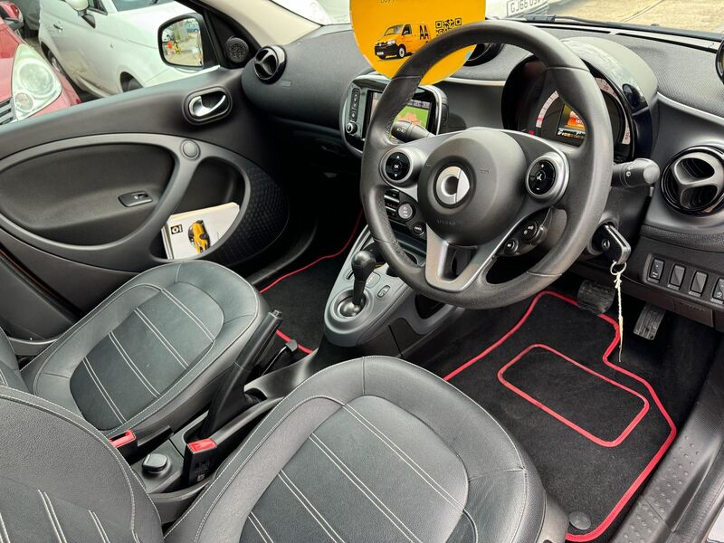SMART FORFOUR