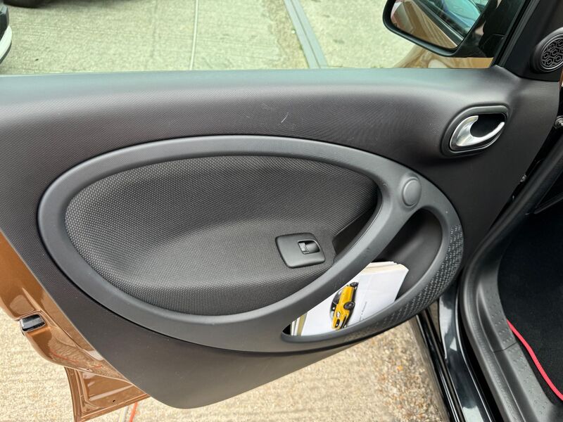 SMART FORFOUR