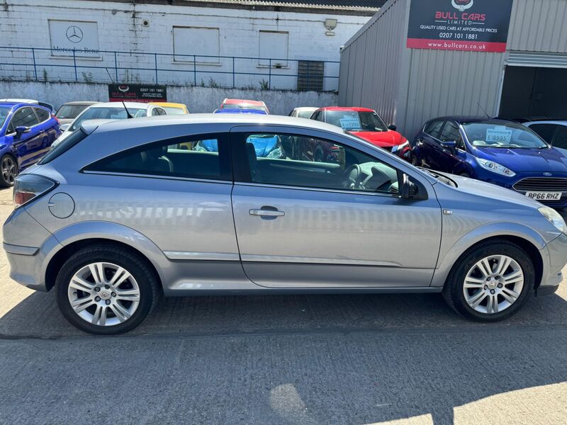 VAUXHALL ASTRA
