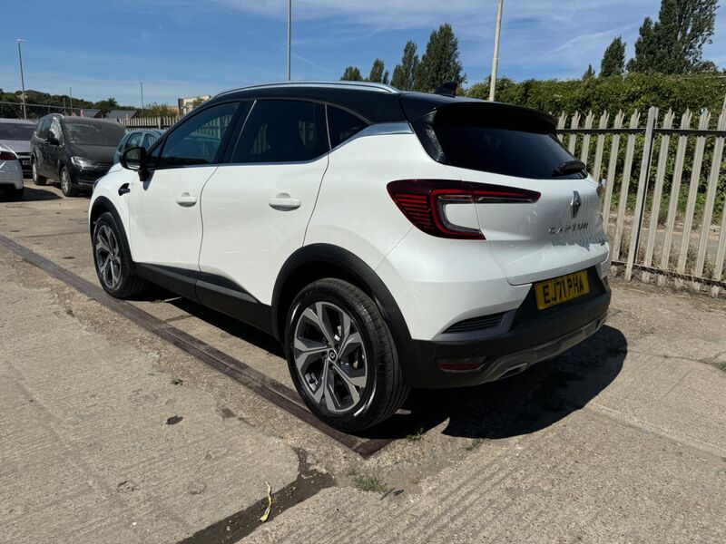 RENAULT CAPTUR