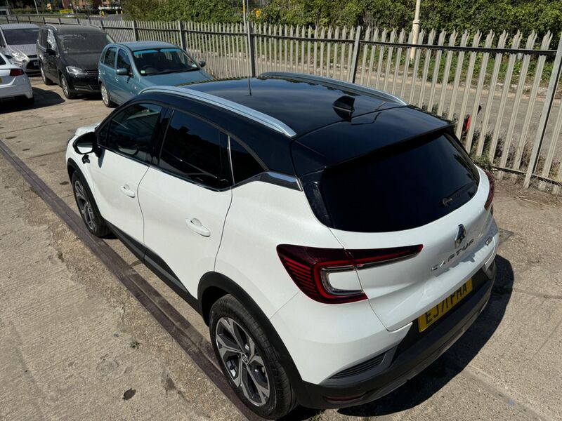RENAULT CAPTUR