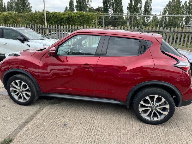 NISSAN JUKE