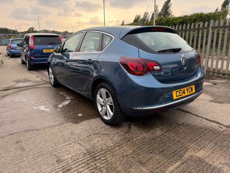 VAUXHALL ASTRA