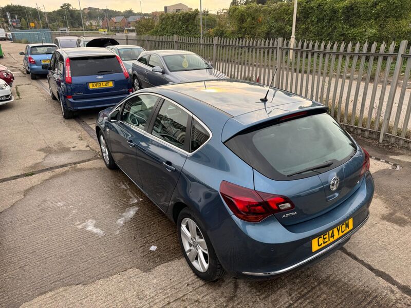 VAUXHALL ASTRA