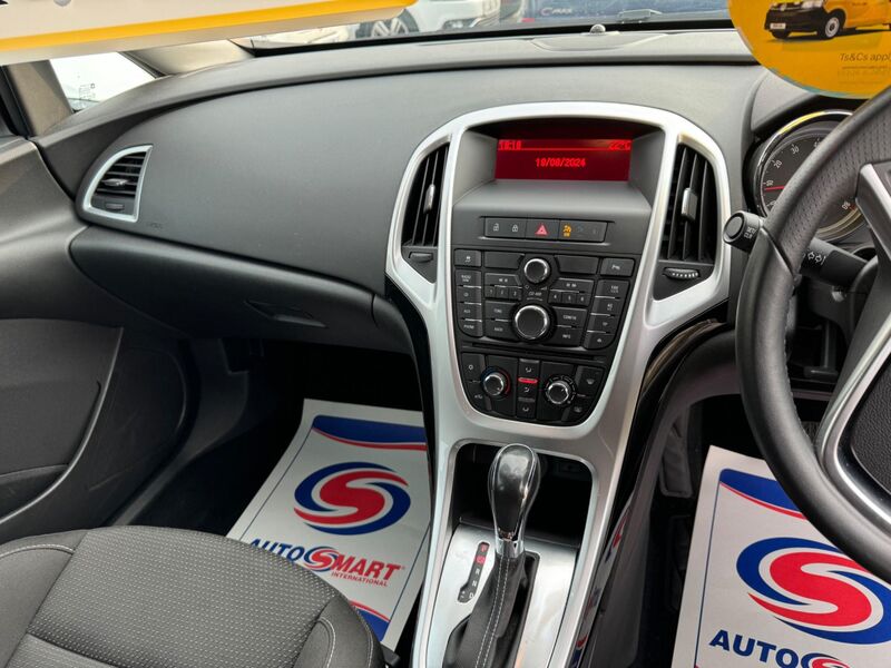 VAUXHALL ASTRA