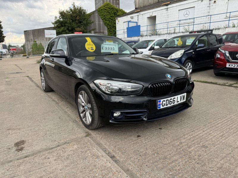 BMW 1 SERIES