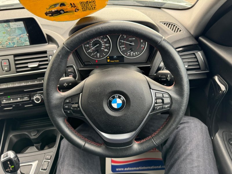 BMW 1 SERIES
