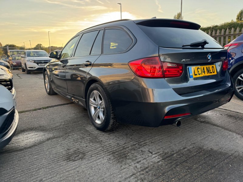 BMW 3 SERIES