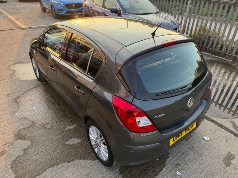 VAUXHALL CORSA