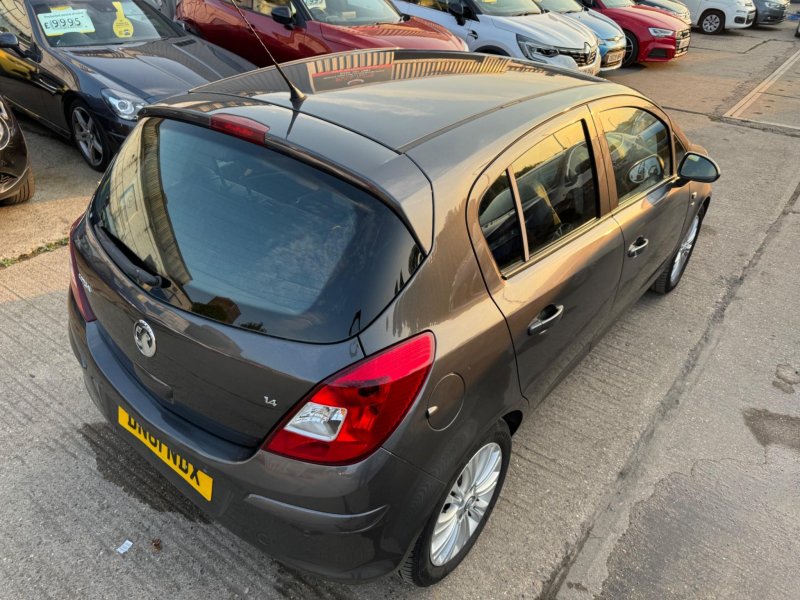 VAUXHALL CORSA