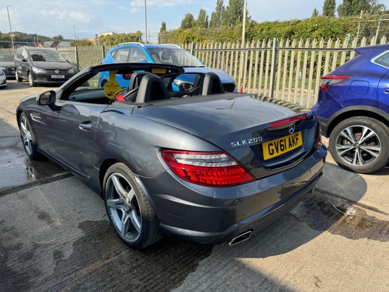 MERCEDES-BENZ SLK