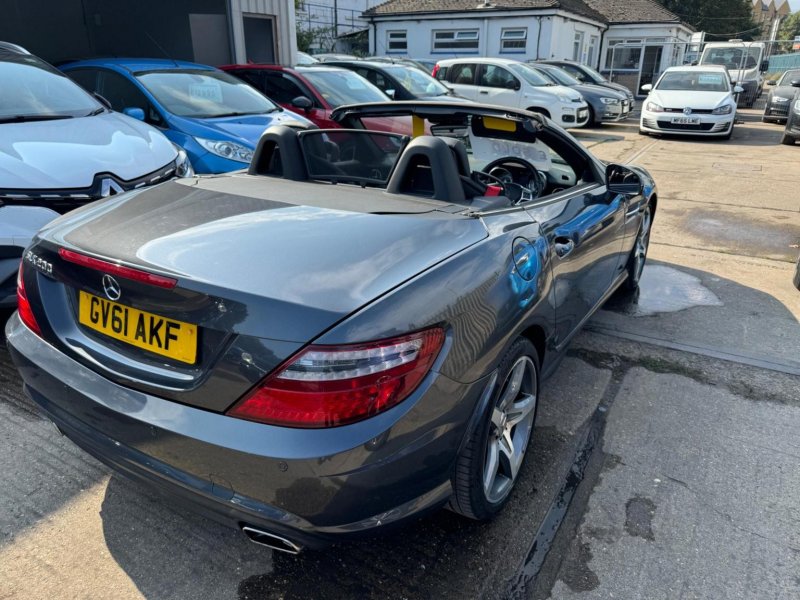 MERCEDES-BENZ SLK