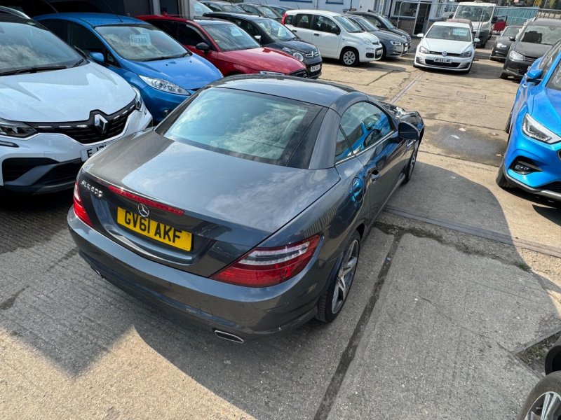 MERCEDES-BENZ SLK