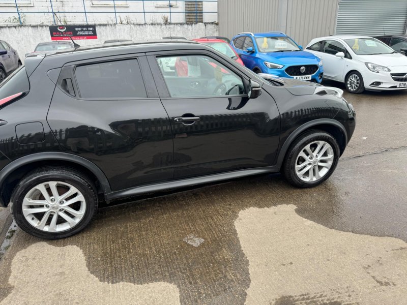 NISSAN JUKE