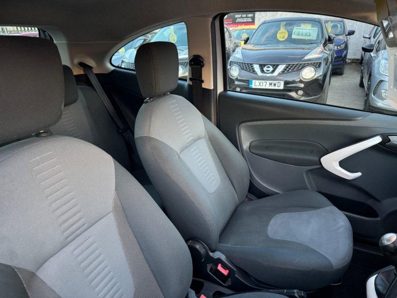 FORD KA
