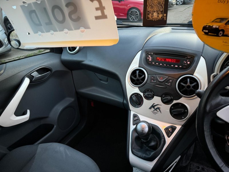 FORD KA