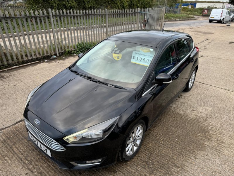 FORD FOCUS