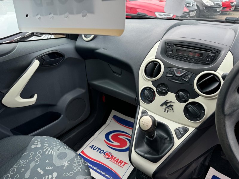 FORD KA