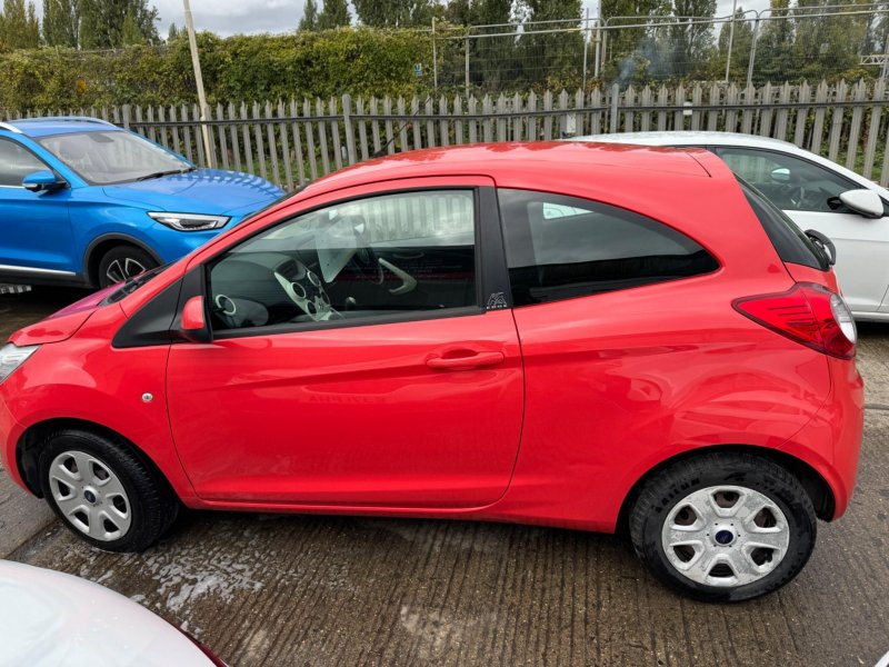 FORD KA