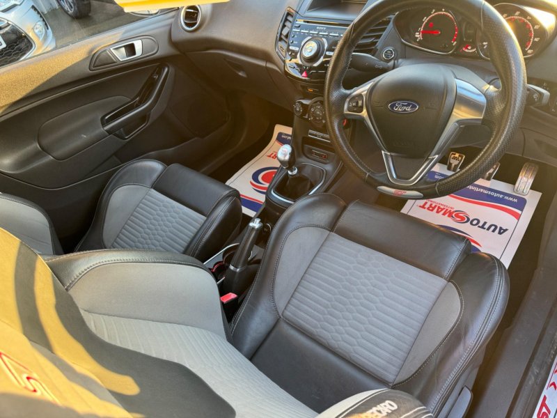 FORD FIESTA