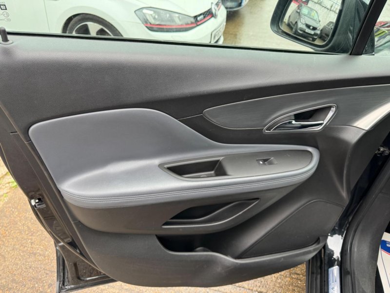 VAUXHALL MOKKA
