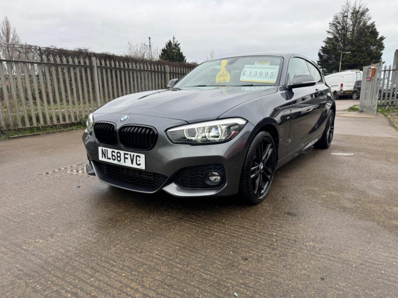 BMW 1 SERIES