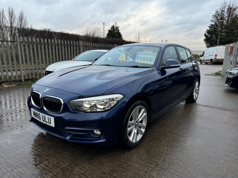 BMW 1 SERIES