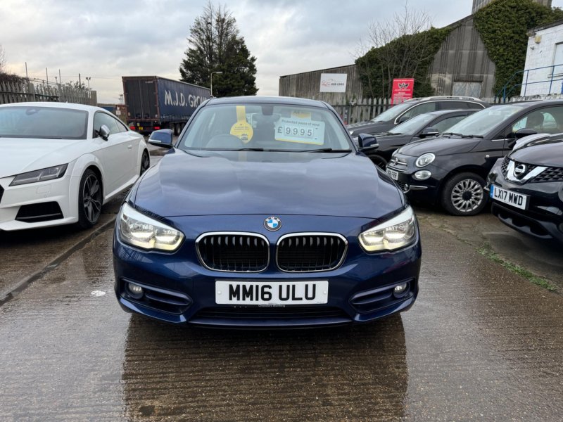 BMW 1 SERIES