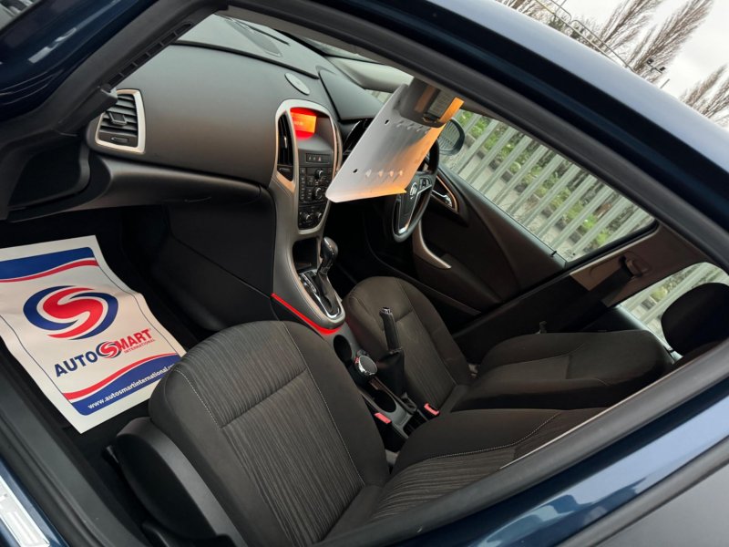 VAUXHALL ASTRA