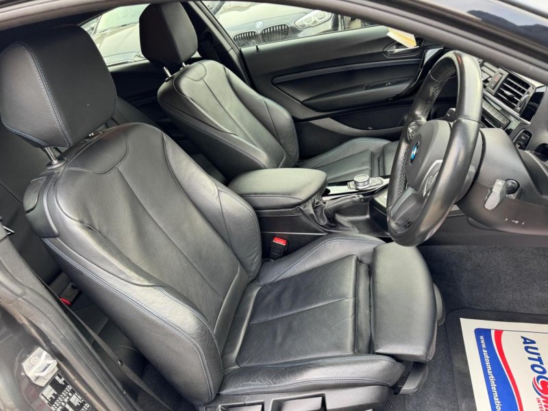 BMW 1 SERIES