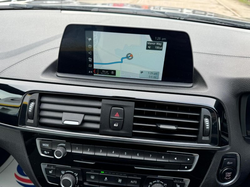 BMW 1 SERIES