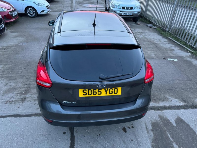 FORD FOCUS