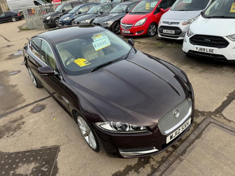 JAGUAR XF