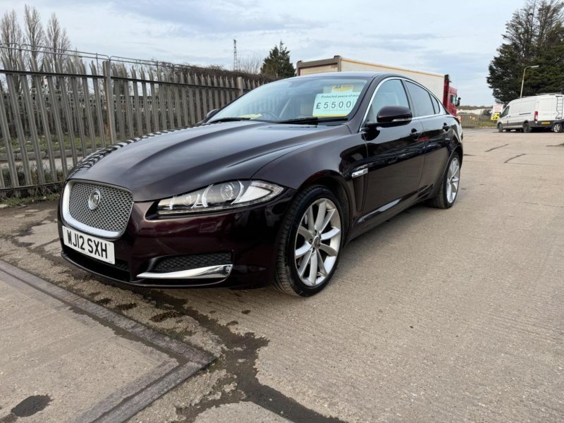 JAGUAR XF