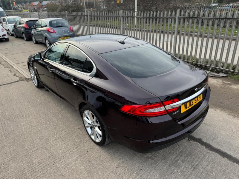 JAGUAR XF