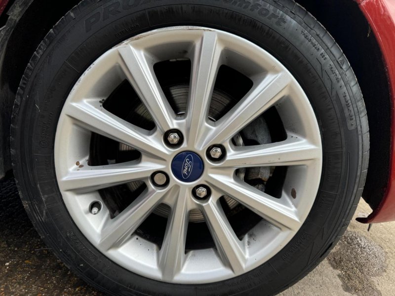 FORD B-MAX