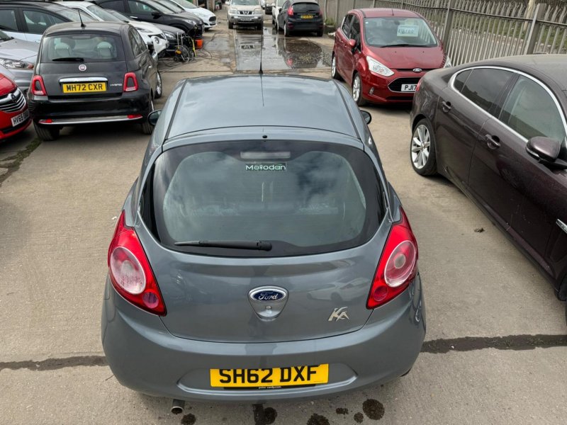 FORD KA