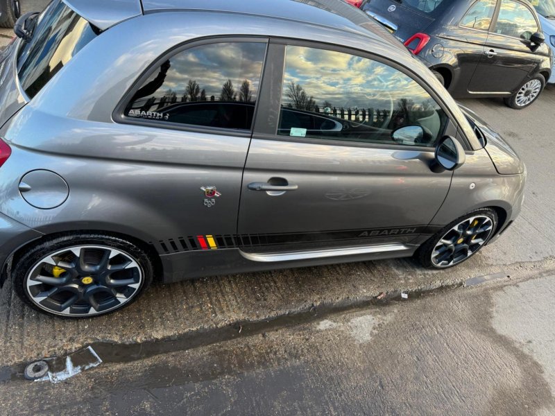 ABARTH 595