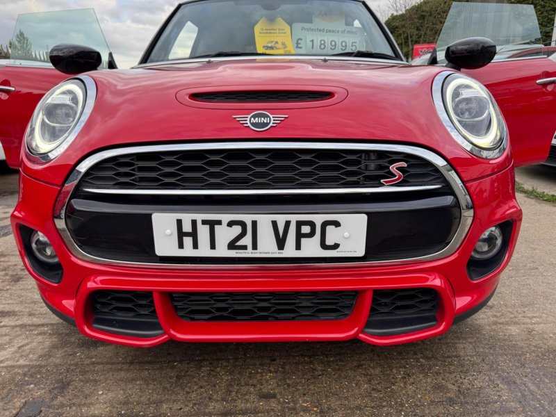 MINI HATCH
