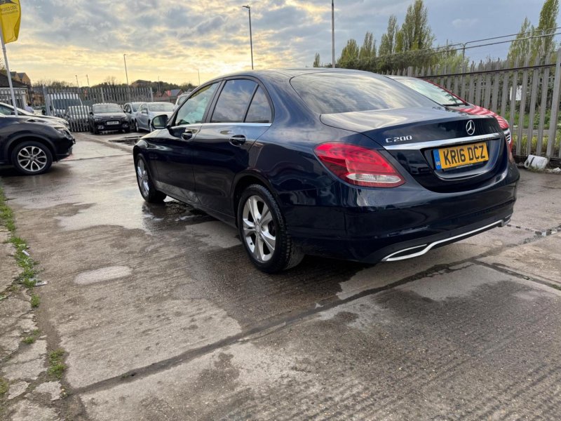 MERCEDES-BENZ C CLASS