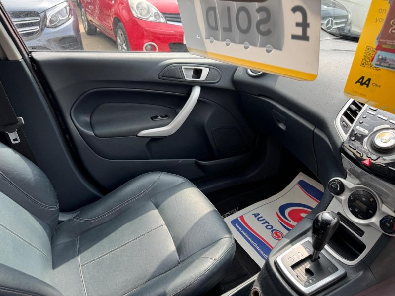 FORD FIESTA