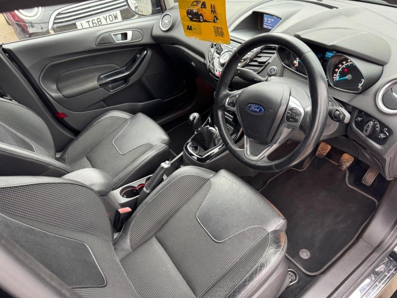 FORD FIESTA