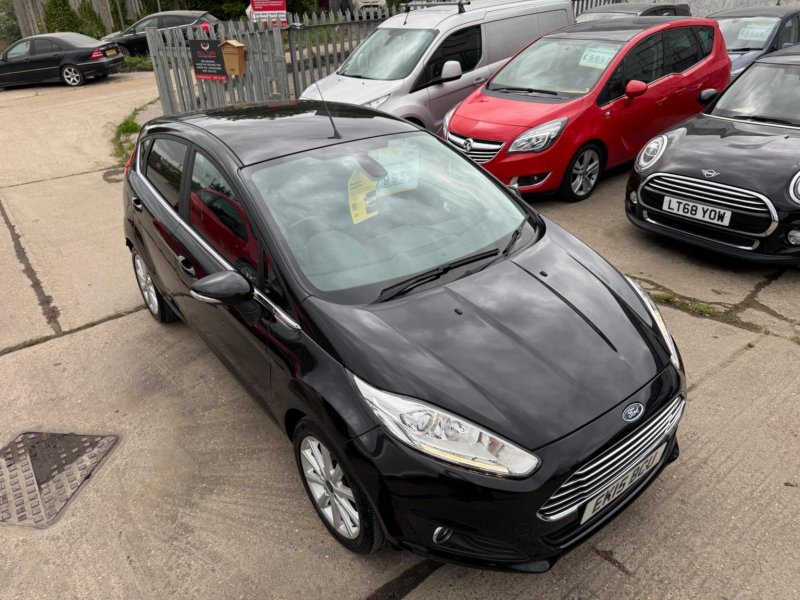 FORD FIESTA